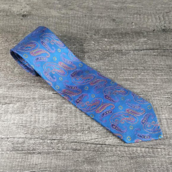 Fendi hand-made Italian silk necktie - Picture 2 of 7